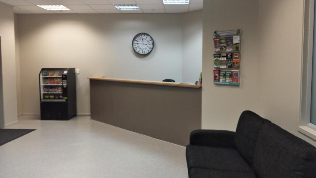 @ The Hub West Aparthotel Палмерстън Норт Екстериор снимка