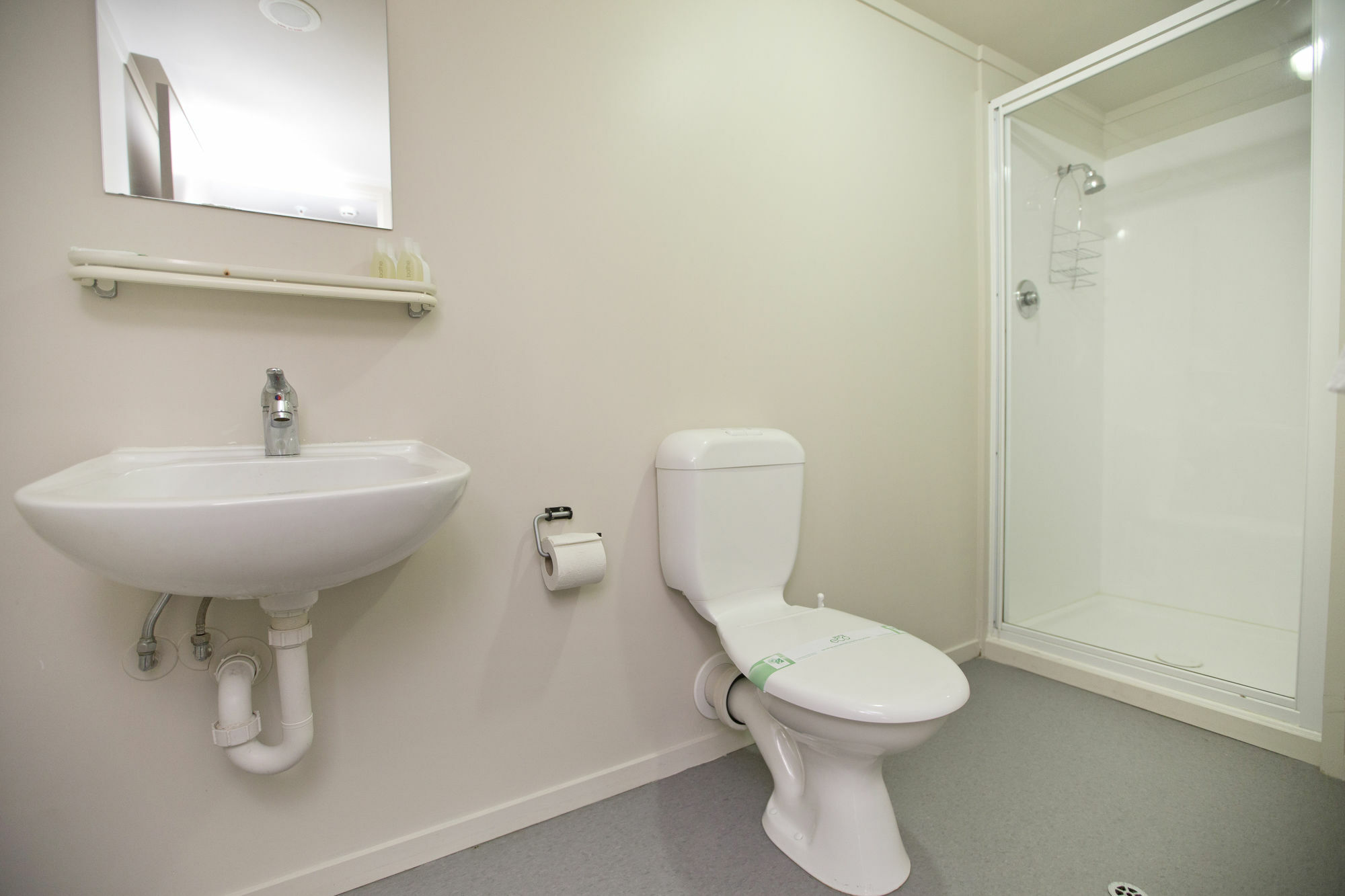 @ The Hub West Aparthotel Палмерстън Норт Екстериор снимка