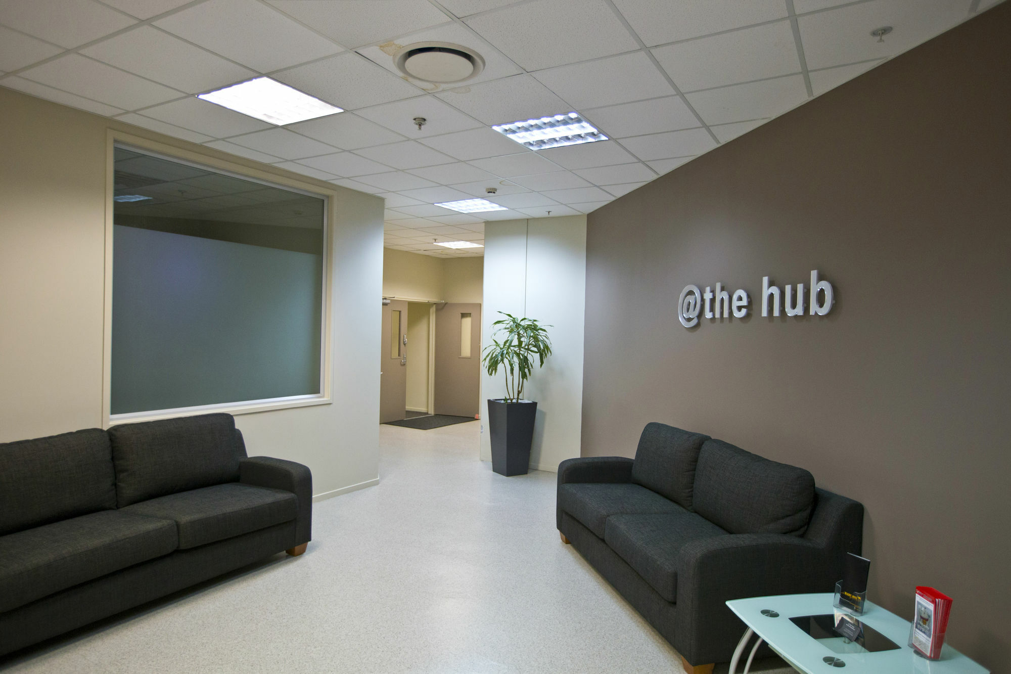 @ The Hub West Aparthotel Палмерстън Норт Екстериор снимка